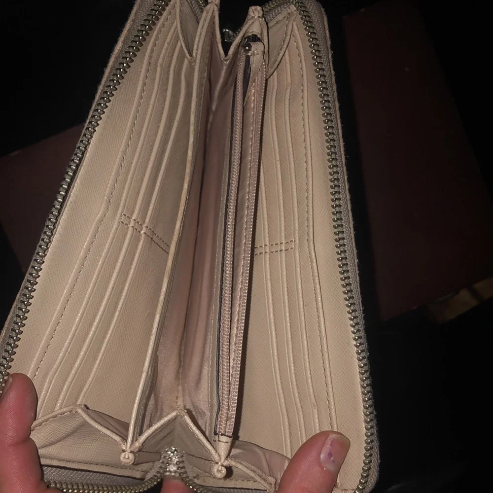 Wallet - Picture 2 of 3